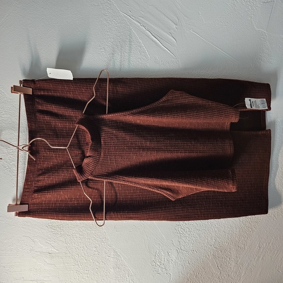 BOZZOLO | NWT BROWN 2 PIECE CROP AND SKIRT SET LARGE - Picture 1 of 8